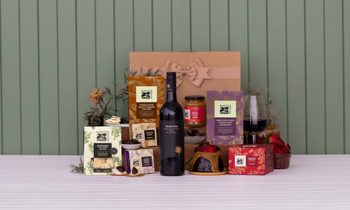 Christmas Treats Hamper with Barossa Shiraz