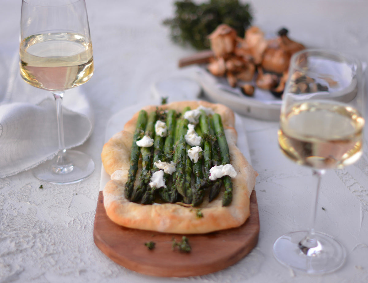 Asparagus Pizza with Goat's Cheese, Roasted Garlic and Dukkah Recipe