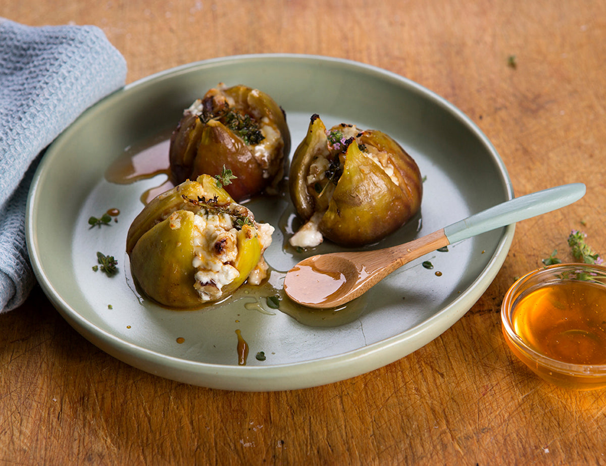 Baked Stuffed Figs with Curd and Walnuts Recipe