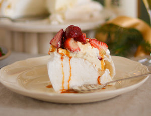 Classic Christmas Pavlova with Strawberries & Vino Cotto Recipe