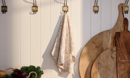 Maggie Living: Tea Towel With Natural Jacquard Detailing