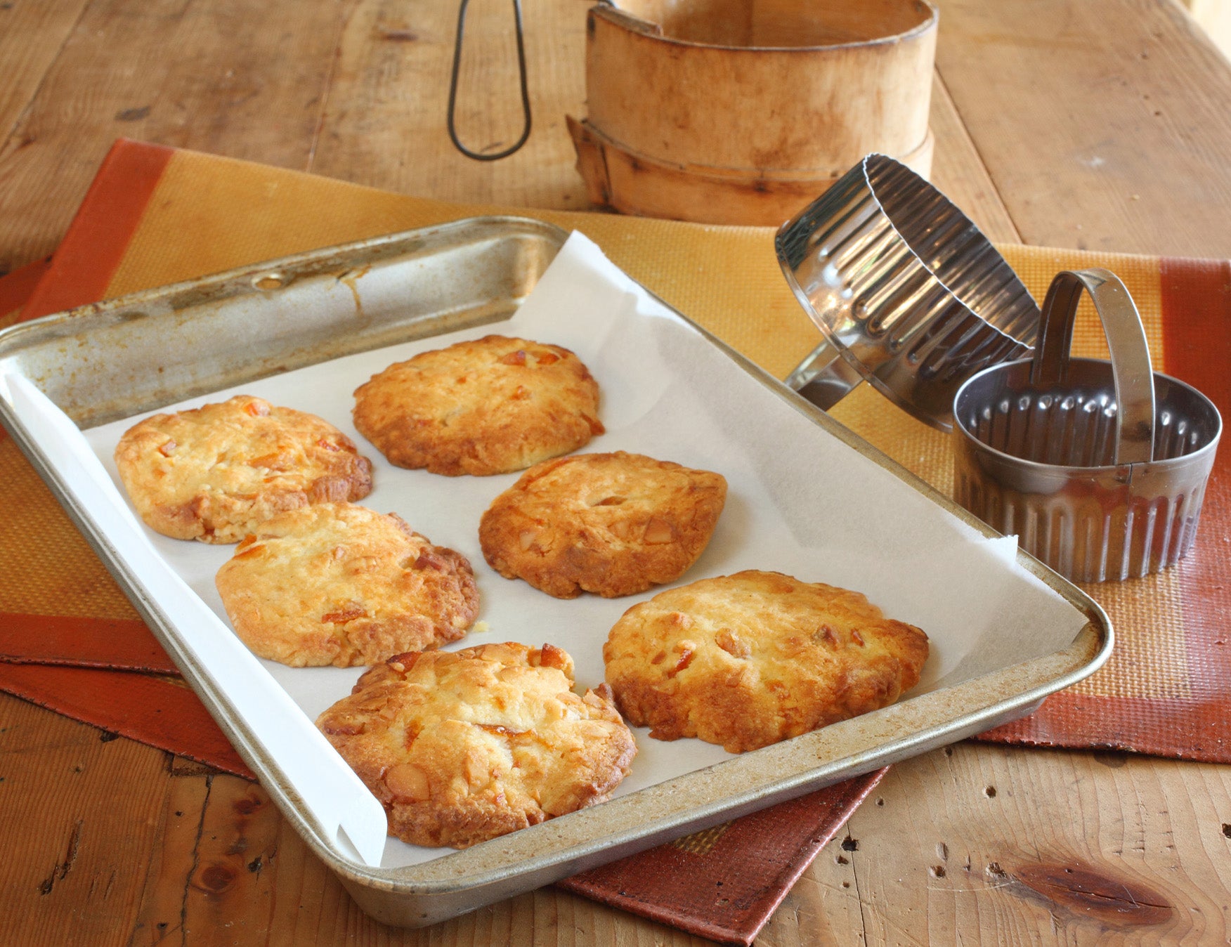 Marmalade and Macadamia Biscuits Recipe