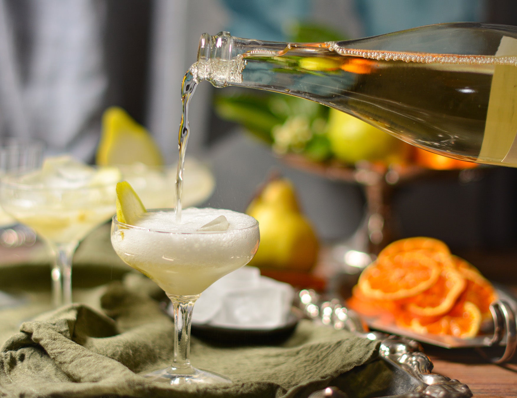 Sparkling Chardonnay, Orange Blossom & Pear Mocktail Recipe