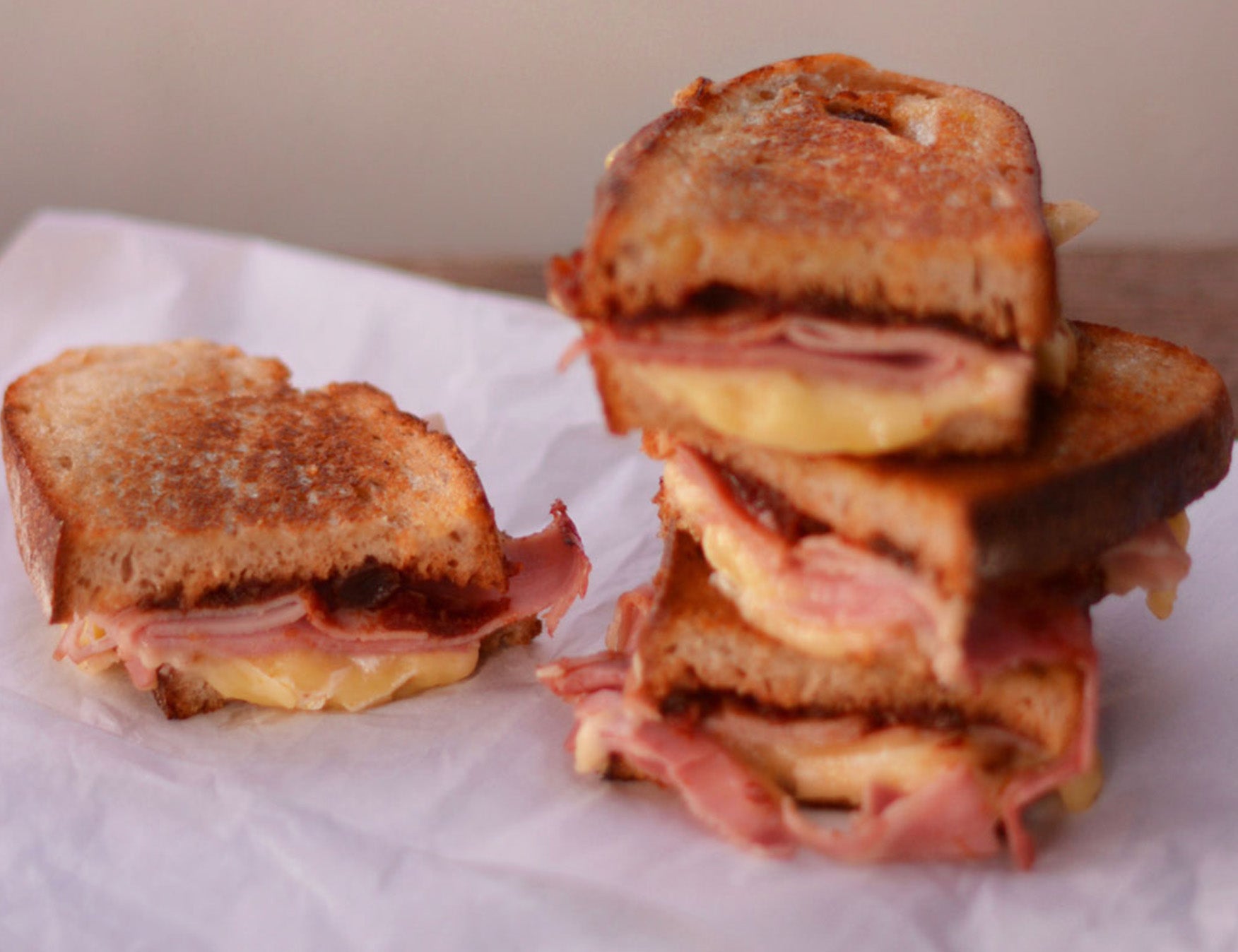 Toasted Ham, Brie, Tomato & Sultana Chutney Sandwich Recipe